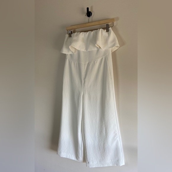 𝅺BABATON Aritzia flutter white jumpsuit - Picture 3 of 8